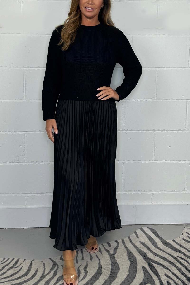 đ„Womenâs Stylish and Elegant Round-neck Pleated Dress