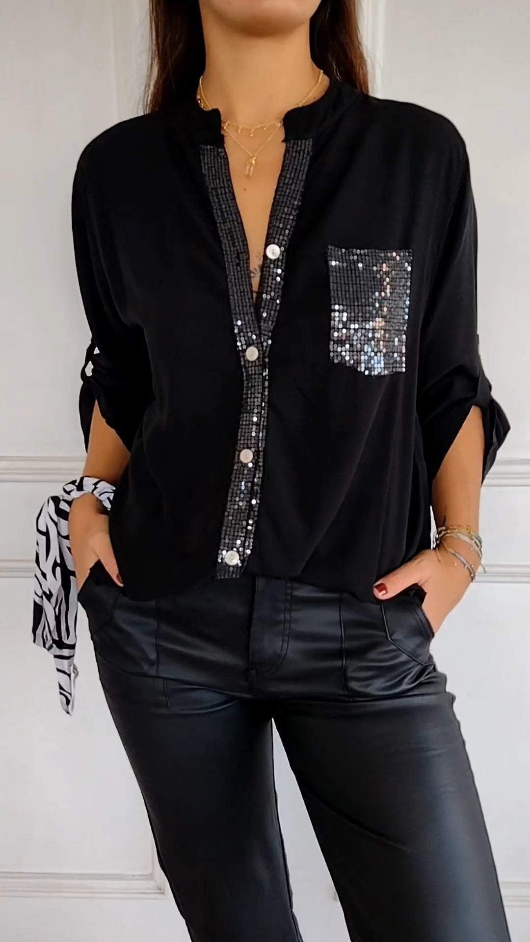 ✨Special products this week 💗V-neck Sequin Mid-sleeve Casual Top