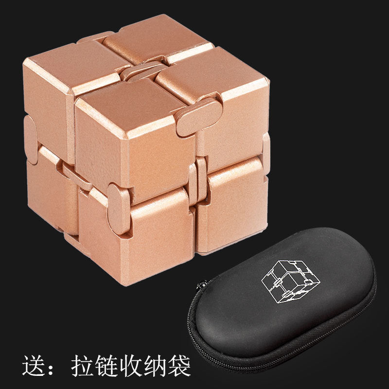 Cross-Border Wholesale Unlimited Rubik'S Cube, Ever-Changing Decompression Artifact, Decompression Toy, Adult Flipping Alloy Metal Finger Cube