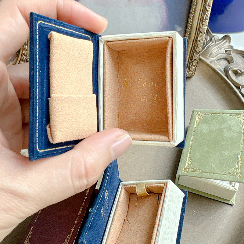 Book Retro Mini Jewelry Necklace Box Italian Style Small Fresh Creative Diamond Ring Ring Box Gift Confession Jewelry Box